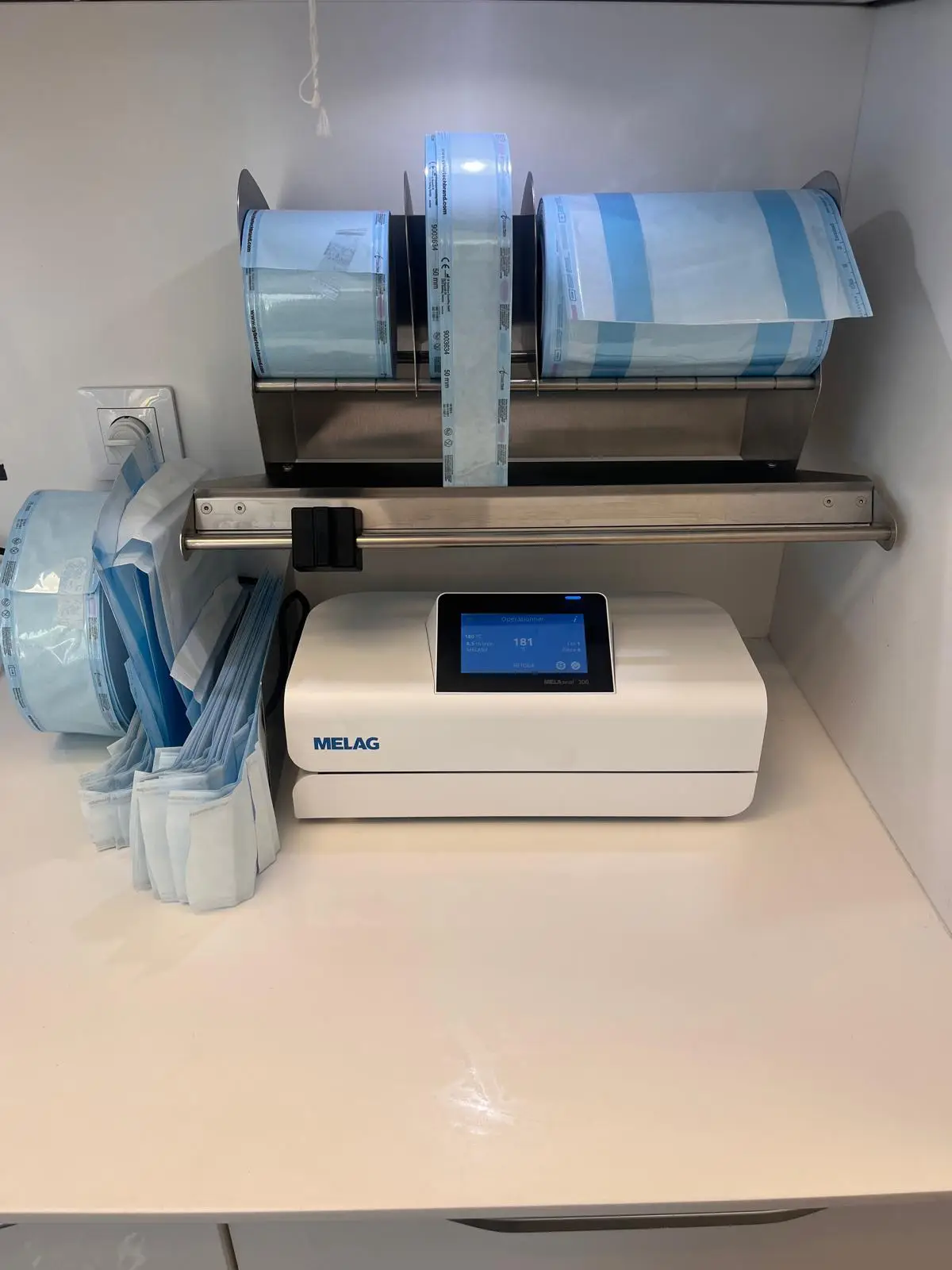 Installation d'une soudeuse MELAG