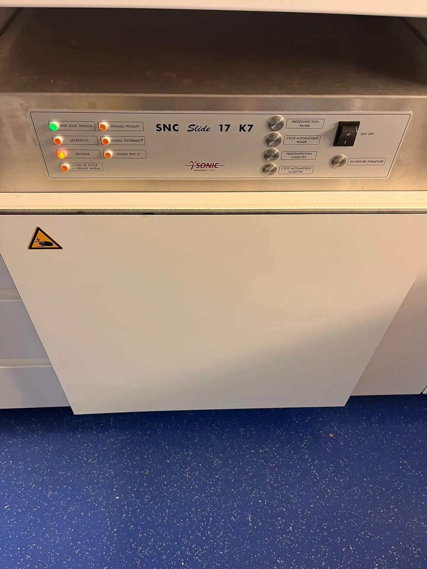 Installation d'un autolaveur désinfecteur à Ultrason GAMASONIC